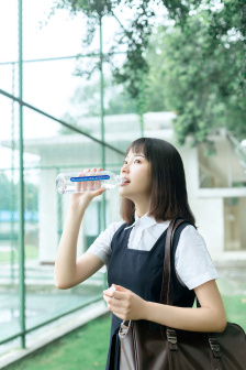 不可思异迅雷下载